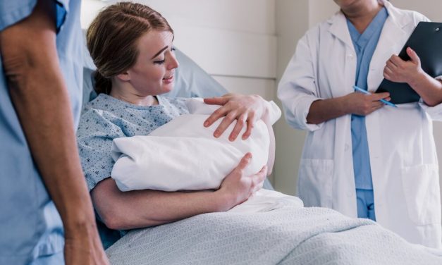 How to Become a Neonatal Nurse